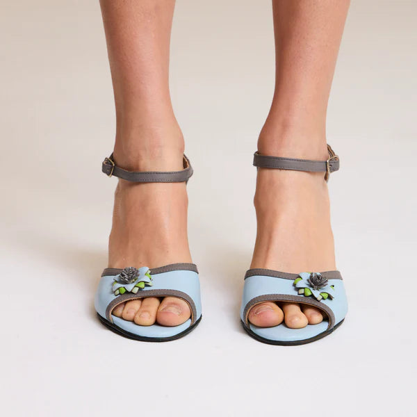 Carolina Gris - Celeste