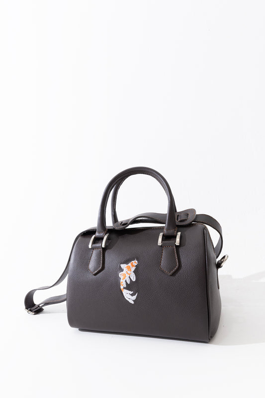 Ryu - Cartera bordada Landa Brands